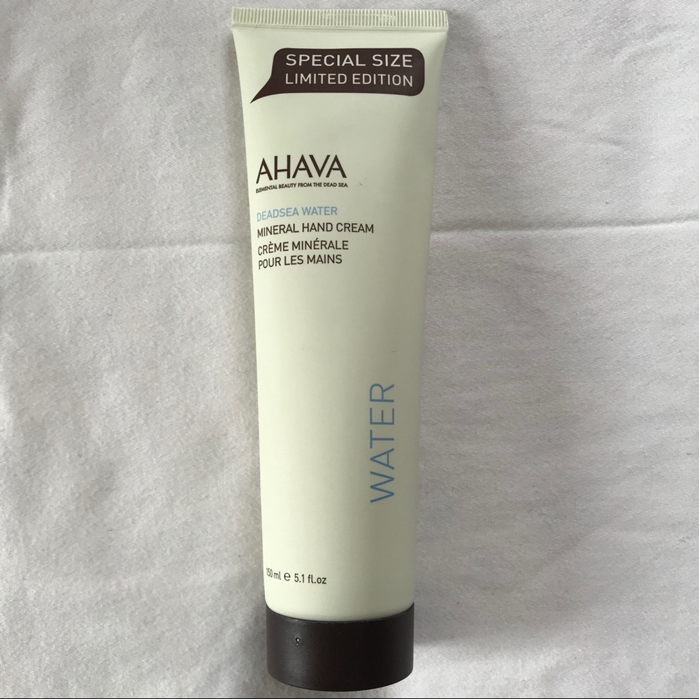 🌸🌸🌸Ahava hand and body lotion